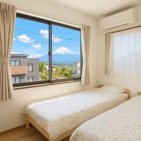 Entire Home for 8, Mt. Fuji View, 2 Parking - Image 5
