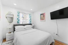 Modern Home Near NYC, MetLife & 5 min EWR Airport - Image 4
