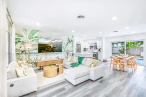 XL Backyard Oasis·XL Heated Pool·Cabana·Near Beach - Image 5