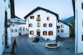 Chesa Michel/ Muragl – Large & cozy in the village - Image 2