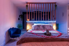 One Love Room - Image 2