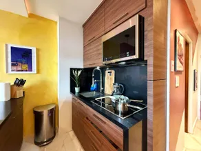 Ocean View! Clean, Comfy, Condo w Parking + Beach! - Image 2