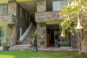 Chontay's nice house by the river - Image 2