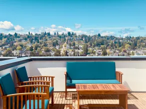 Luxe & Bright | Rooftop Views & A/C | Free Parking - Image 4
