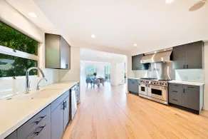 Modern 1BR near Beverly Hills w/ Pool & Parking - Image 5