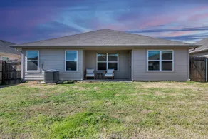 Marbella Lane - Polished 3BR Home in Austin TX - Image 5