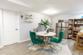 Spacious 3BR Suite • Fast WiFi• 2 min to Homestead - Image 2
