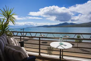 Beachfront ZEN sea view apartment - Image 4
