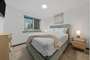The Ivy House Unit A (Upper Unit) - Image 5