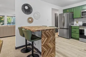 The Ivy House Unit A (Upper Unit) - Image 4