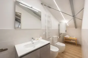 Mini Apt. TIME Suite Attic no kitchen - Image 3