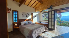 Romantic chalet with hydro and panoramic view - Image 3