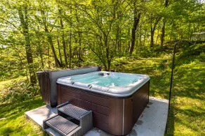 The Ridge House: Hot Tub, Fireplace, WiFi, Deck - Image 4