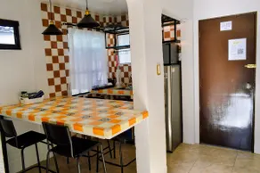 Cozy House with Garden in the Center of Cd Sahagún - Image 3