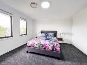 6 Bedroom Corporate and Group Accommodation Penrith Sleeps 12 Flexible Stay - Image 5