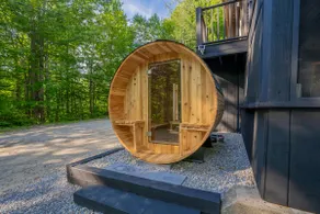Ski Chalet 6 min to River • Hot Tub & Sauna - Image 4