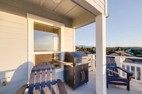 Ebb & Flow · Oceanview, Hot Tub, A/C, Sleeps 20 - Image 4