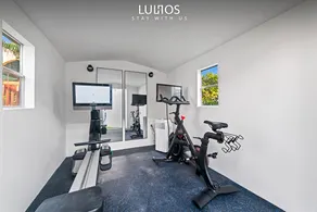 Luxury 6BR Retreat • Golf, Gym & Games • Pool_BBQ - Image 3