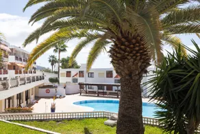 TMS Veramar,ApartHotel,Seafront,AC,Pool&Parking - Image 4