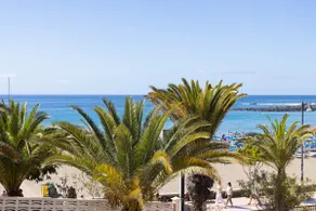TMS Veramar,ApartHotel,Seafront,AC,Pool&Parking - Image 2
