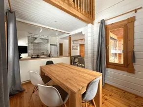Yukiguni - Chic alpine log house - Image 4