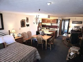 Mountain Crest Villas-Studio - Image 2