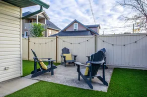 Heart of Downtown Kelowna close to Lake 3 Bedrooms - Image 3