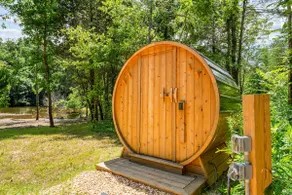 LEDCabin, See the Stars w/ Sauna & Hot Tub - Image 5