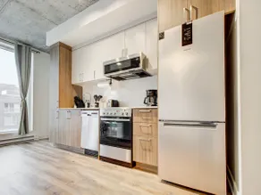 Sunset Creamy | 1-BR in Downtown MTL | 81 - Image 4
