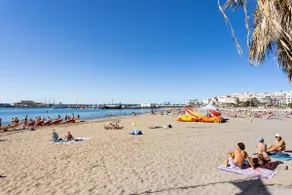 House with fast internet | Beach view - Image 4