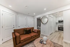 Private Cozy Guest Suite - Image 2