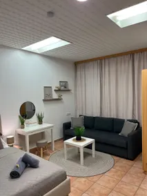 Cozy Apartment in City Center - Image 2