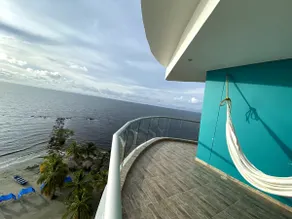 Beach, Ocean, and Pool – Air Conditioning – Parking - Image 5