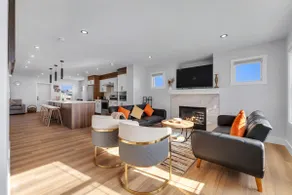 Spacious 3BR|2.5Bth | Free parking in Saddle Ridge - Image 3