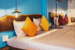 2 Beds-Quiet-Cozy-60sqm w/ Balcony In District 1 - Image 2