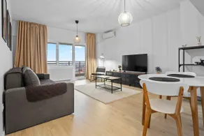 High-end Apartment with Panoramic View, Parking & Pool - Image 2