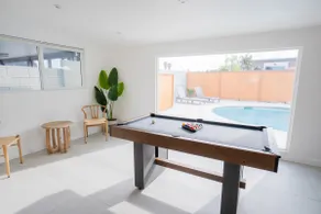 Boutique Pool House (4BR, 8 Guests, Disney 14mi) - Image 3