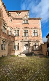 Le Nayrac l Historic building with private parking - Image 5