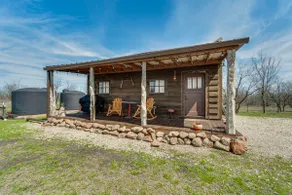 Frontier Cabin - Star Gazing - Pet Friendly - Image 4