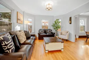 Victorian on Campus - Mins to UMass & Amherst Ctr - Image 3