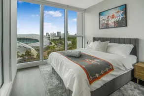 180° Skyline Views | 2BR 2Bath by Accor Stadium - Image 4
