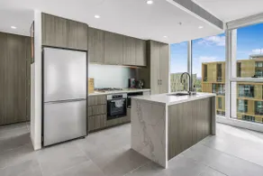 180° Skyline Views | 2BR 2Bath by Accor Stadium - Image 5