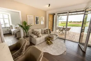 Apartment with lake and old town views in Dinkelsbühl - Image 5