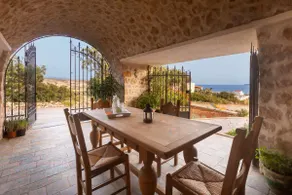 Beach, Balconies & Barbecue near Monemvasia & Mani - Image 5