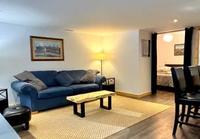 Suite on the Bay - Image 2