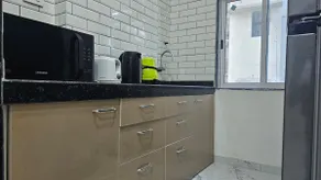 Peaceful 1bhk 4Min Lilavati Smart TV/Wi-Fi/Kitchen - Image 3