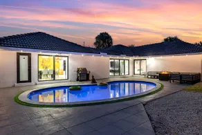Secluded Escape | Private Pool | *3 Miles to Beach - Image 2
