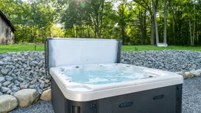 The Farmhouse- Hot Tub -Lake Access w/ Dock Space - Image 2