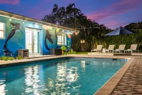 Mermaid Escape | Heated Pool | *2.5 miles to Beach - Image 2
