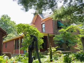 Watsons Woodland Manor at Deer Creek Winery - Image 2